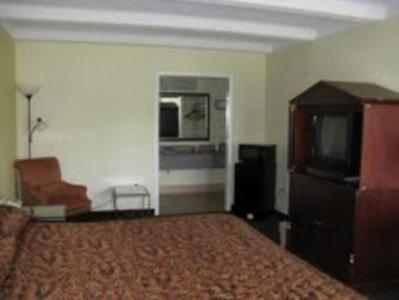 Walking Horse Lodge Lewisburg Номер фото
